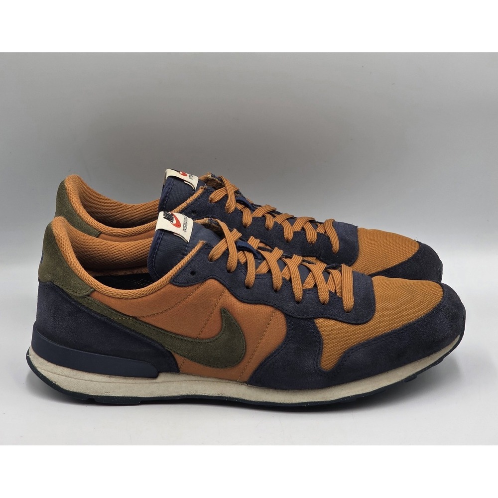 Nike Internationalist Retro Running Shoes Mens 11 .5 Suede Navy Brown sneakers